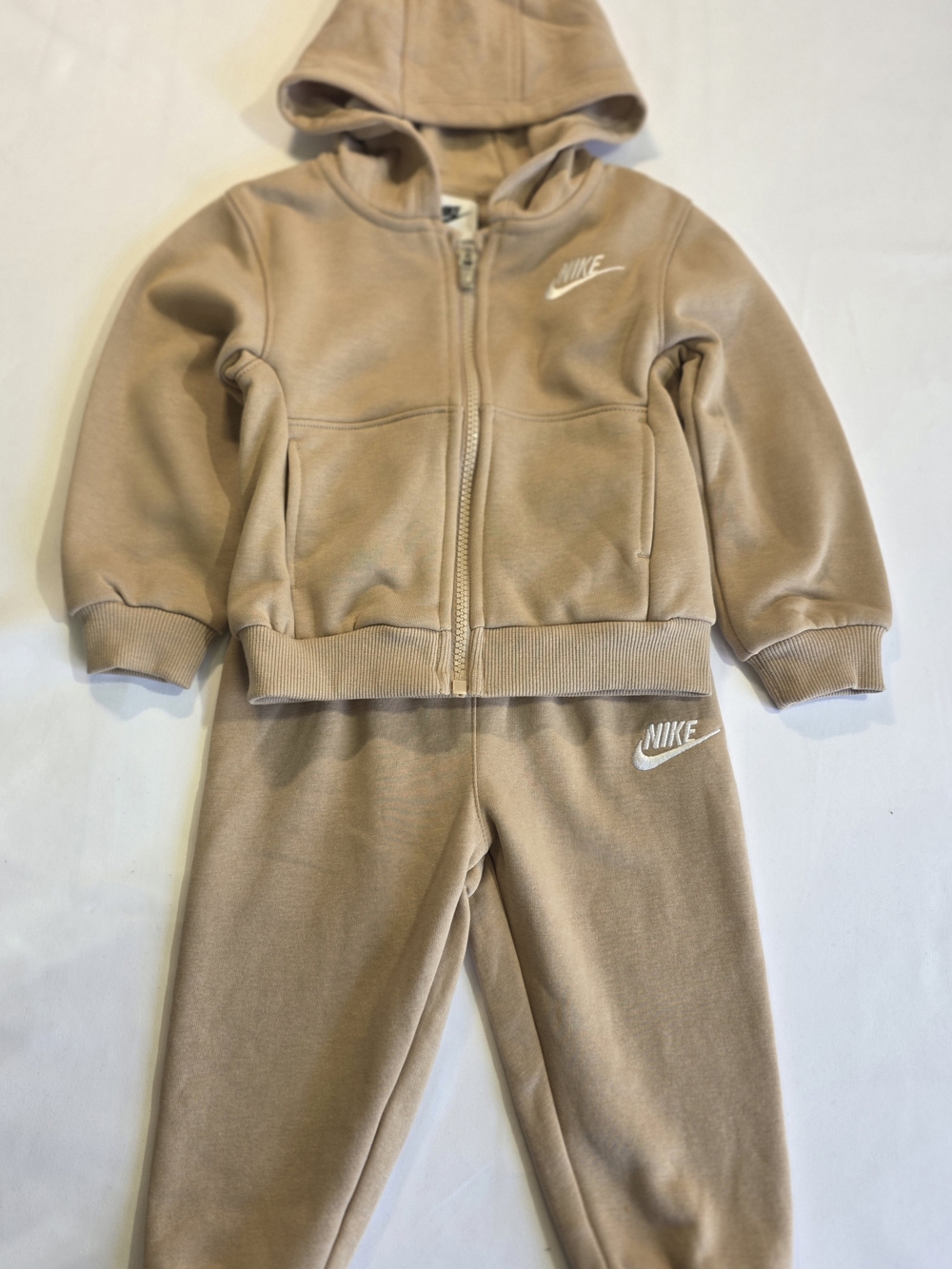 Nike Toddler 2 Piece Hoodie Jogger Set 24M NWT